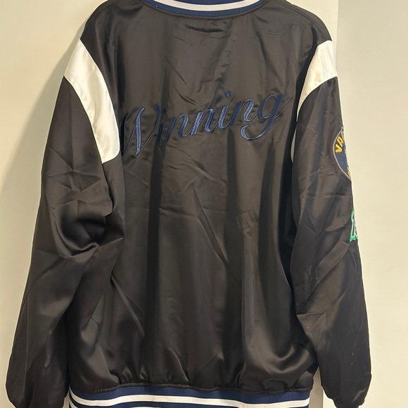 BDG varsity jacket - Picture 3 of 7